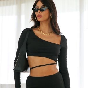 Hello Molly long sleeve crop top